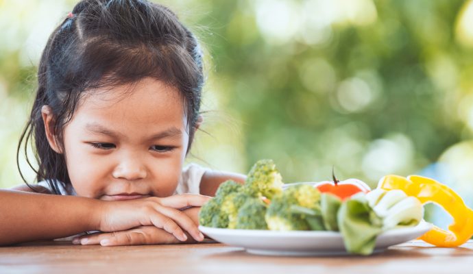 Tips to Get Kids to Try New Vegetables - SavvyMom