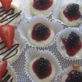 Mini Valentine's Cheesecakes