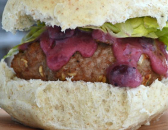 Savoury Turkey Burgers with Cranberry Mayo