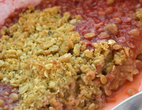 Strawberry Rhubarb Crisp