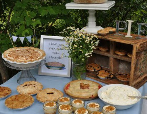 'I Love You Even More Than I love Pie' Pie Stand