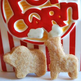 Recipe: Homemade Animal Crackers