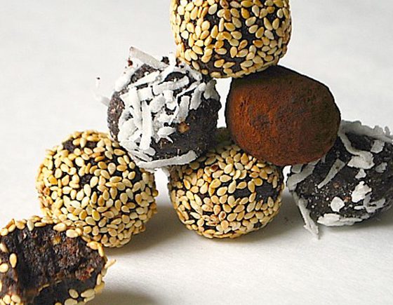 Recipe: Cocoa and Date ‘Truffles'
