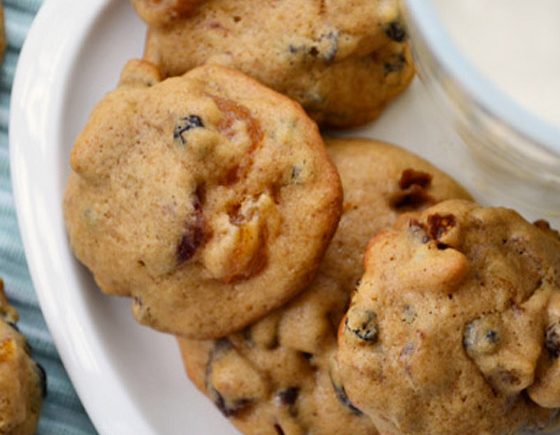 Short and Sweet: Fruitcake Cookies