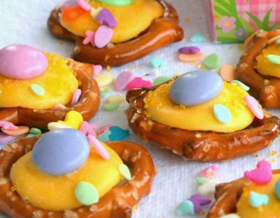 Easter Pretzel Hugs