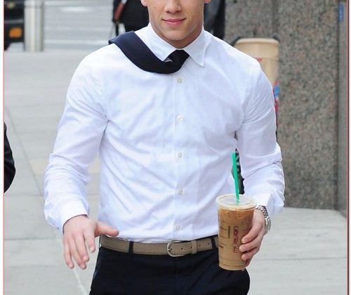 Nick Jonas Getting Some Starbucks In New York