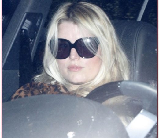 Jessica Simpson Leaves The Gym