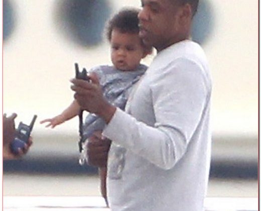 Beyonce And Jay-Z Vacation In The Mediterranean Sea