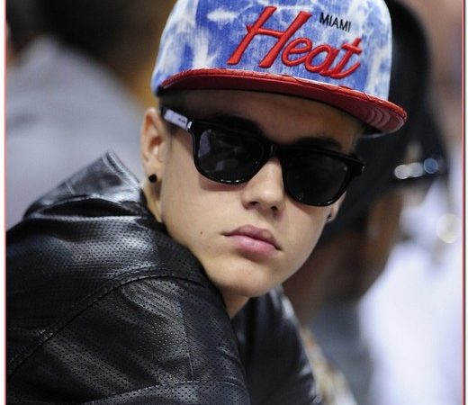 Justin Bieber Sits Courtside At Miami Heat Game