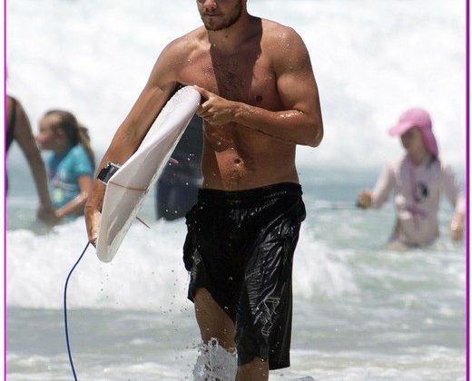 Liam Payne Surfing On The Gold Coast