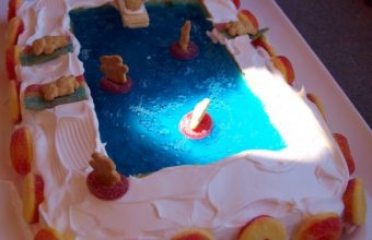 pool-party-cake1-e1341454907487