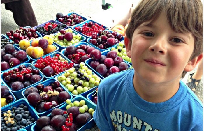 Evan-exploring-the-Farmers-Market-1024x899