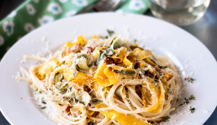 Zucchini-Ribbons-on-Pasta-with-Goat-Cheese3