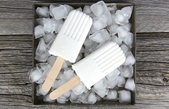 Coconut-Popsicles-2-A-Pretty-Life1