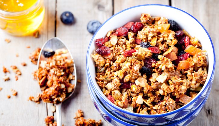 healthy_breakfast_granola