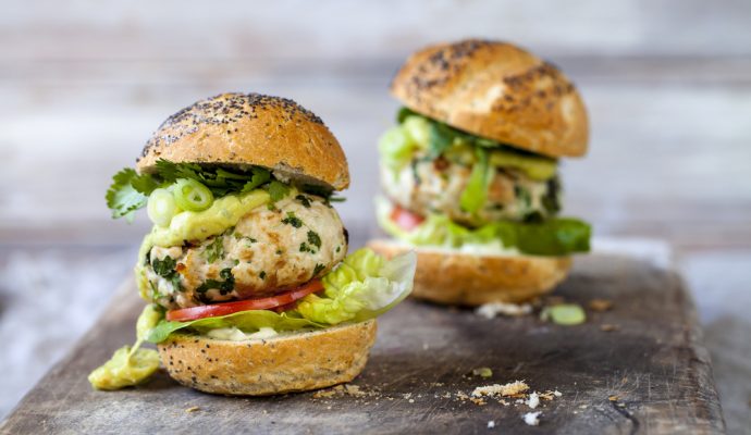 Turkey Burgers Recipe with Avocado and Hummus - SavvyMom