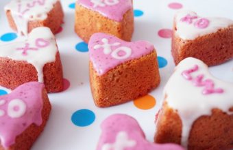 heart-cake-close-up