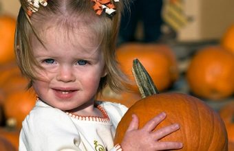 halloween-pumpkin-girl-612x300