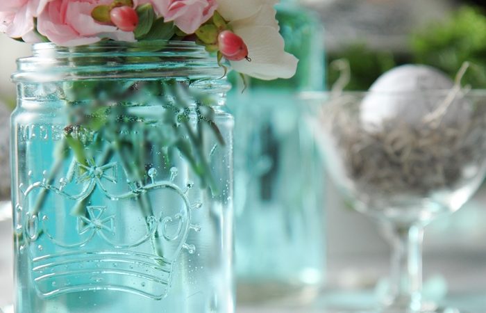 spring-mason-jar-tablescape-decor