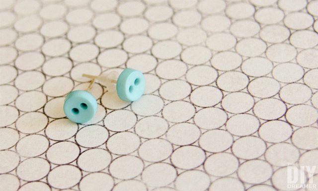 DIY-Button-Earrings