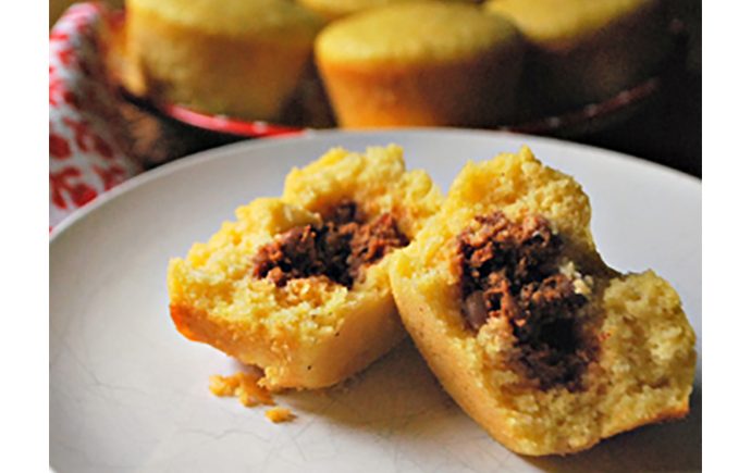 Chili-Stuffed Cornbread Muffins