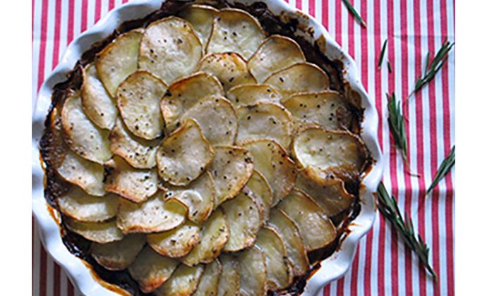 Beef Pot Pie with Crispy Potato Topping