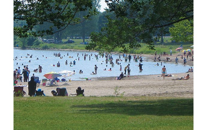 Mille Roche Beach South of Ottawa (St. Lawrence River)