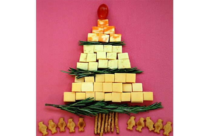 Cheese and Crackers Holiday Tree