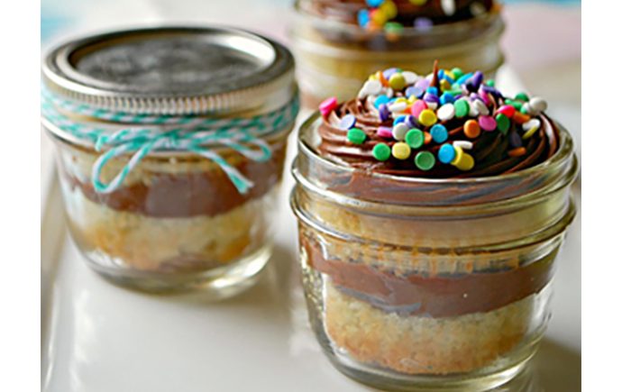 Sprinkle Cupcakes in a Jar